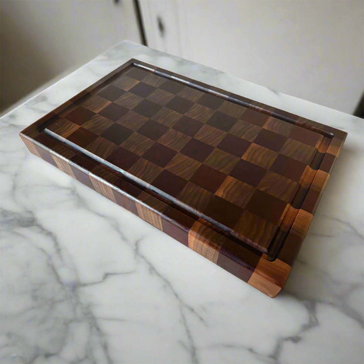 How To Clean Your Cutting Board After Hosting
