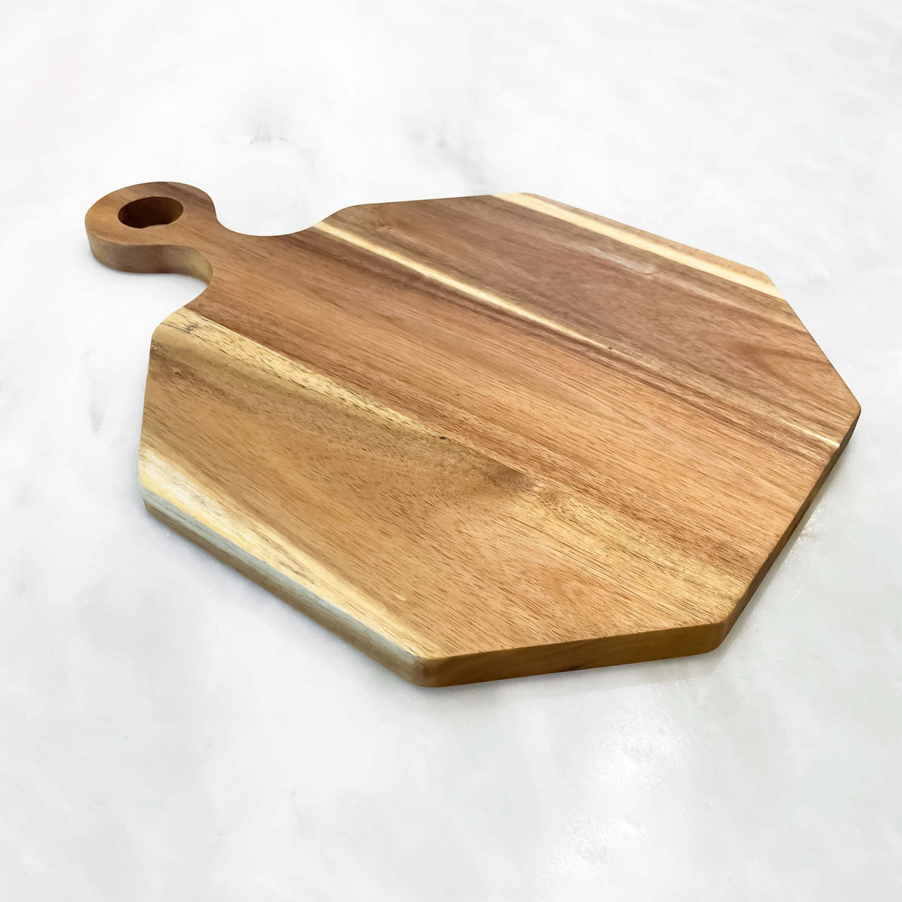18" Extra Large Acacia Cutting Board