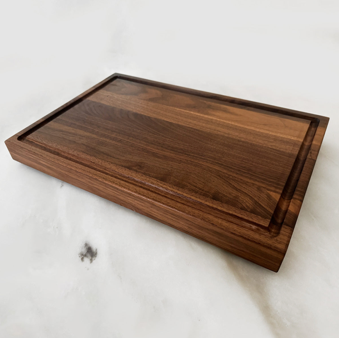 Walnut Cutting Board "The Roxborough"