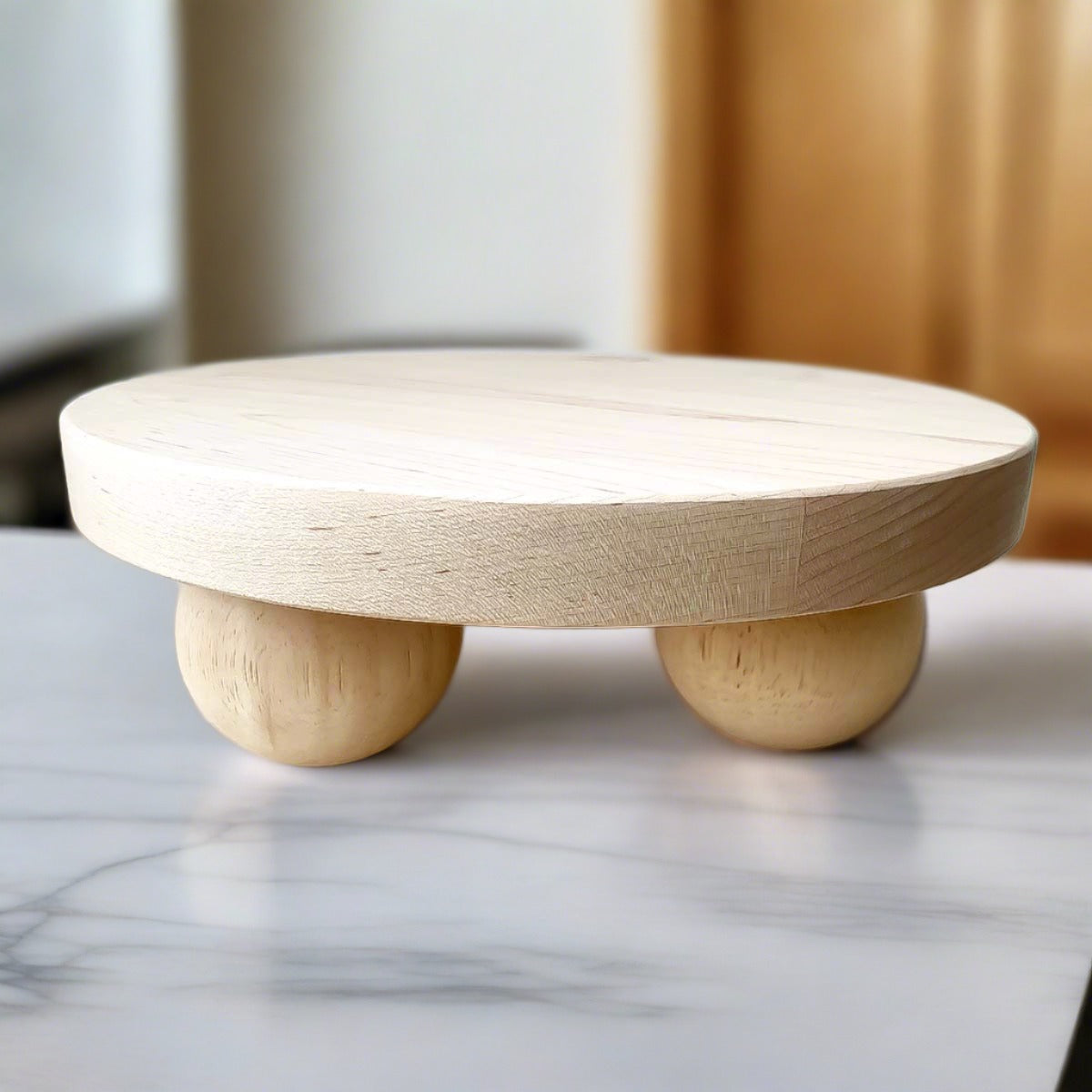Maple Cake Stand