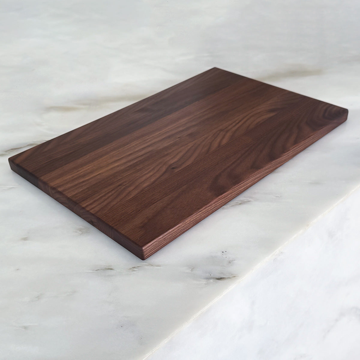 Walnut Cutting Board "The Roxborough Thin"