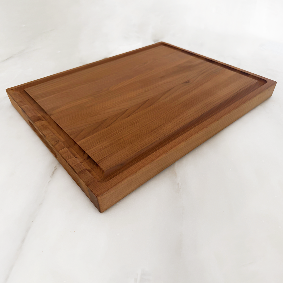 Toasted Maple Edge Grain Cutting Board "The Maple" (2 Sizes)